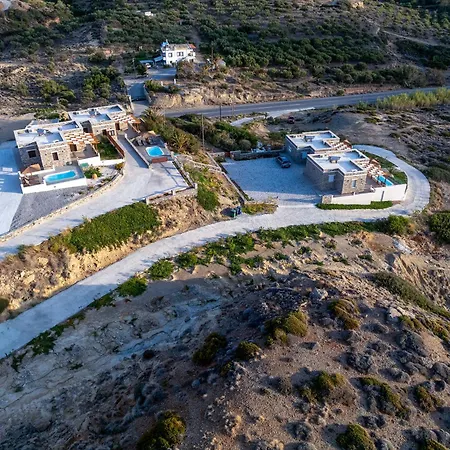 Kalaitzakis With Private Pool דירה *